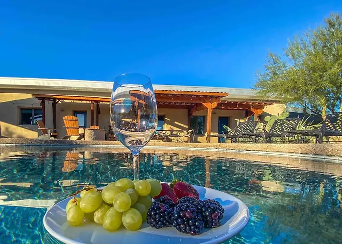 Holiday home Peaceful Desert Retreat - Stunning Views - Pool Spa, Backyard, Music - !