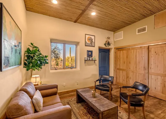 Holiday home Peaceful Desert Retreat - Stunning Views - Pool Spa, Backyard, Music - ! Tucson