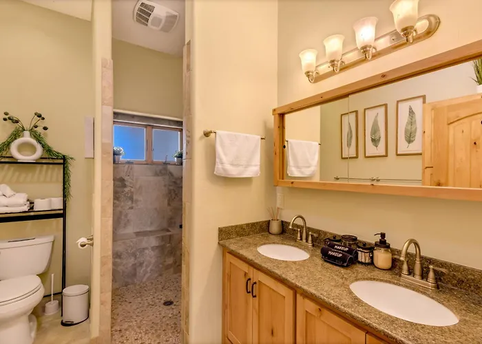 Holiday home Peaceful Desert Retreat - Stunning Views - Pool Spa, Backyard, Music - ! Tucson