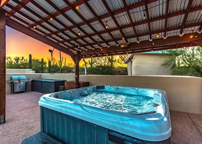 Peaceful Desert Retreat - Stunning Views - Pool Spa, Backyard, Music - !