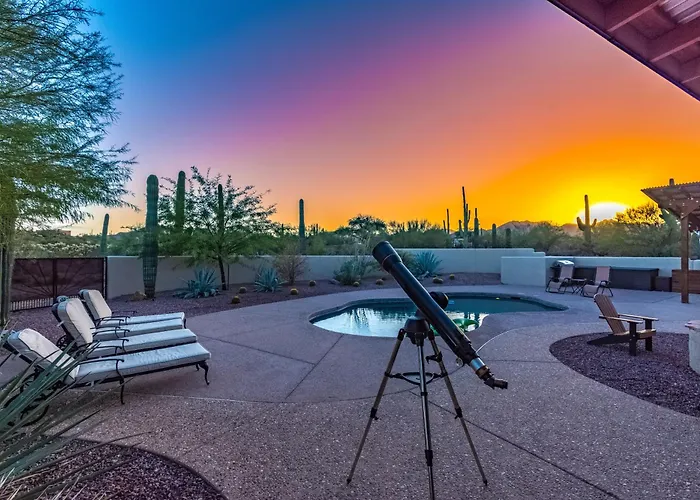 Peaceful Desert Retreat - Stunning Views - Pool Spa, Backyard, Music - ! *